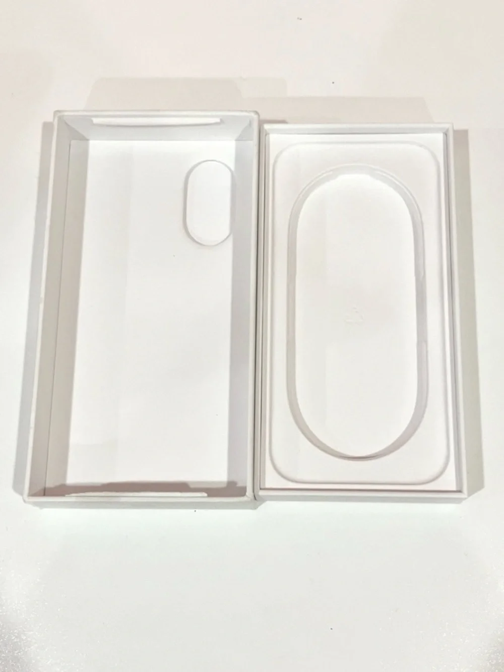 White Apple iPhone Box